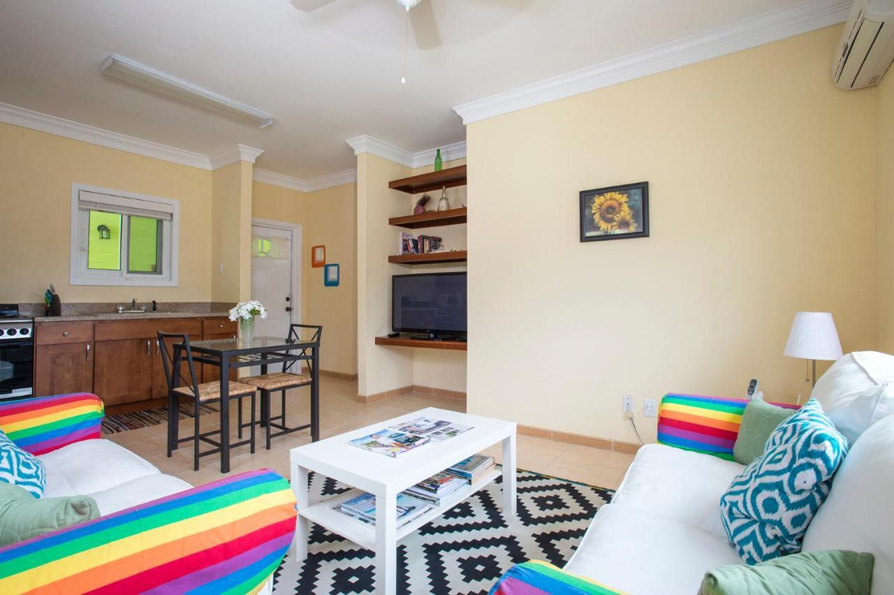 Sir Charles Guest House Palmetto Point 外观 照片