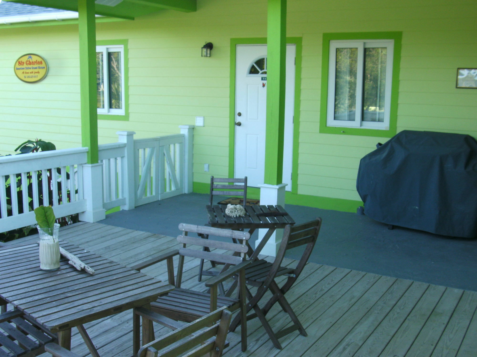 Sir Charles Guest House Palmetto Point 外观 照片